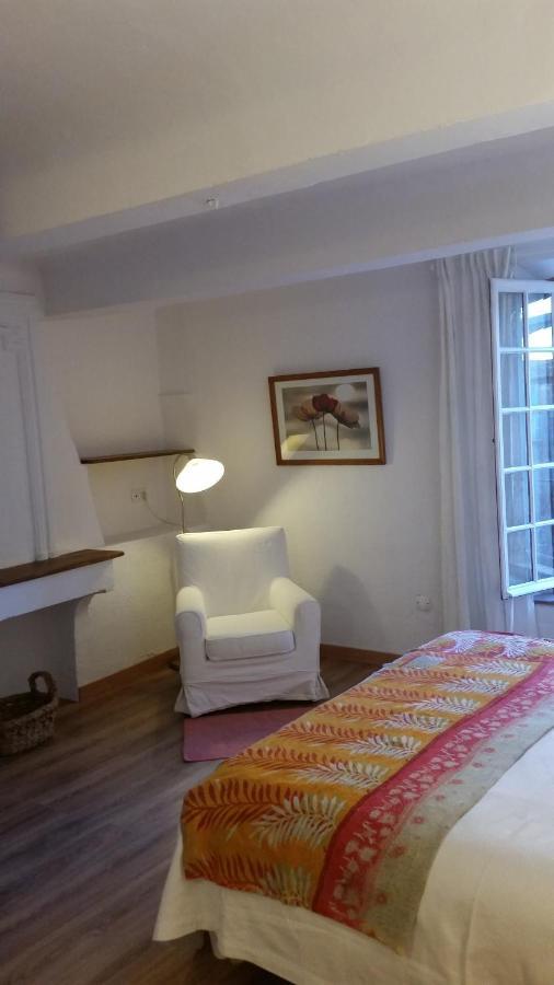 Ana'S Guest House Chambres D'Hotes โอปส์ ภายนอก รูปภาพ