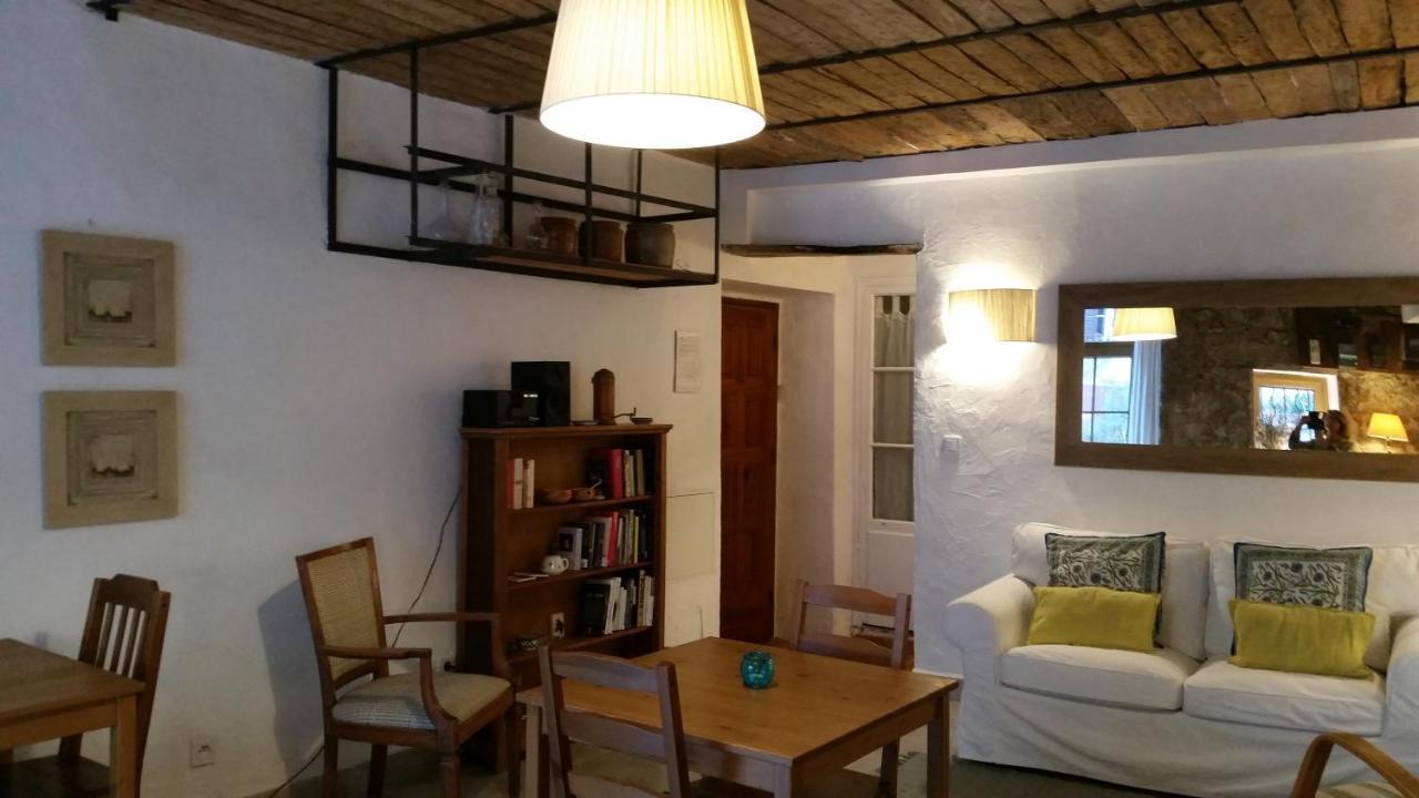 Ana'S Guest House Chambres D'Hotes โอปส์ ภายนอก รูปภาพ